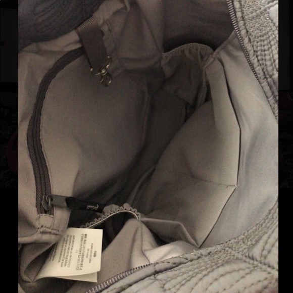 Petunia Pickle Bottom Diaper Bag - Picture 6 of 6